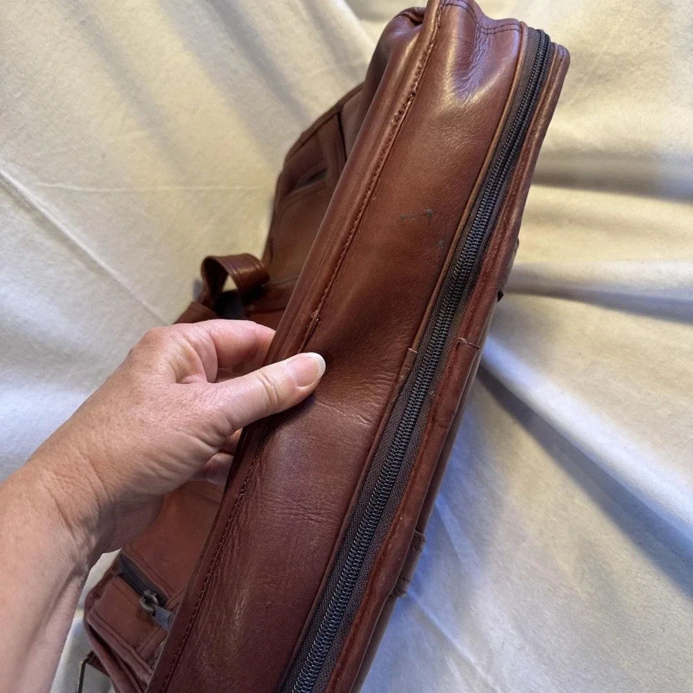 Vintage TUMI Brown Leather 17
